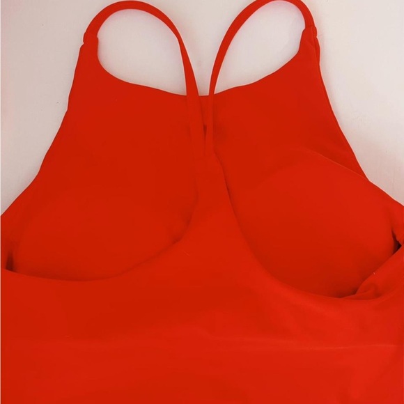 OLD NAVY ATHLETIC Powersoft Athletic Tank❤️‍🔥 - Picture 2 of 3